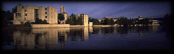 Trent University, Champlain College